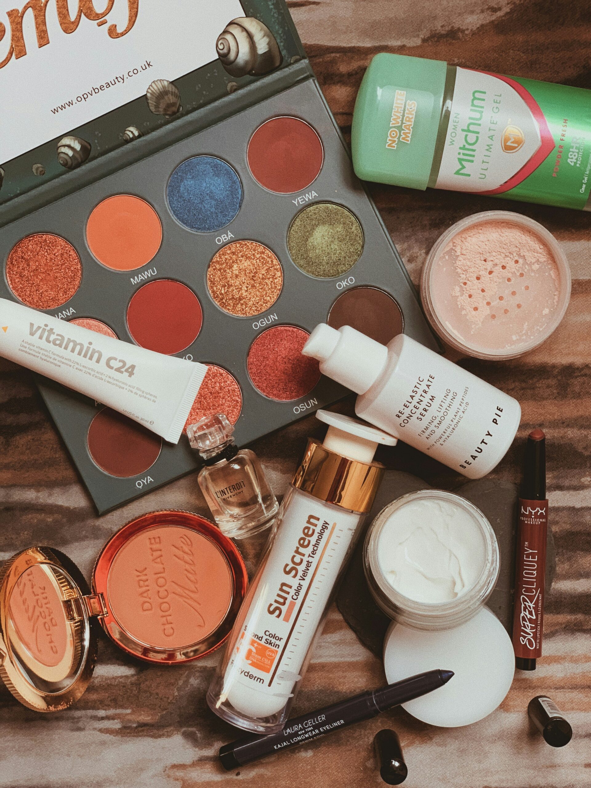 Os Melhores Produtos de Beleza para uma Pele Radiante e Cabelos Saudáveis
